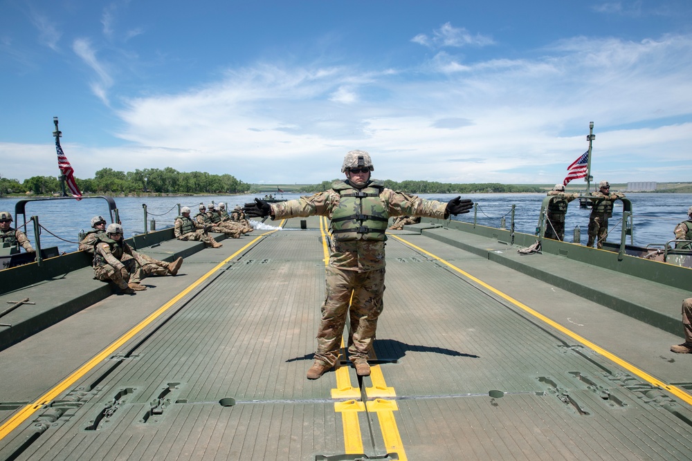200th Engineer Company River Exercise
