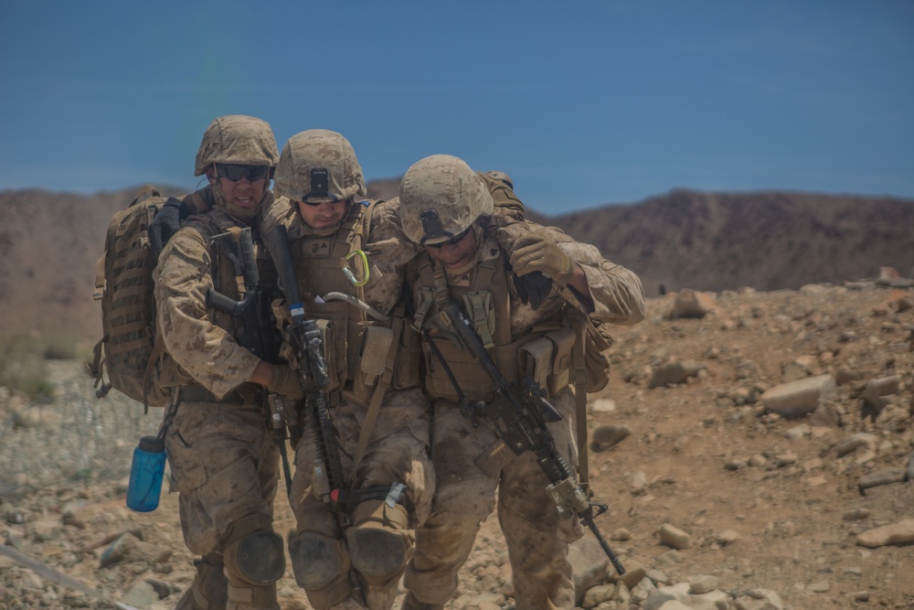 Reserve Marines attack Range 410A during ITX 4-19