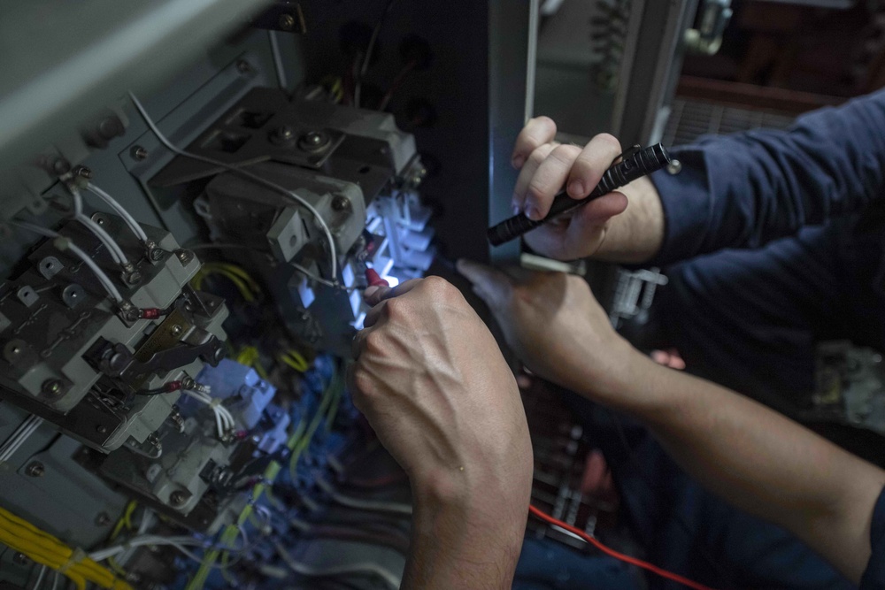 USS McCampbell maintenance