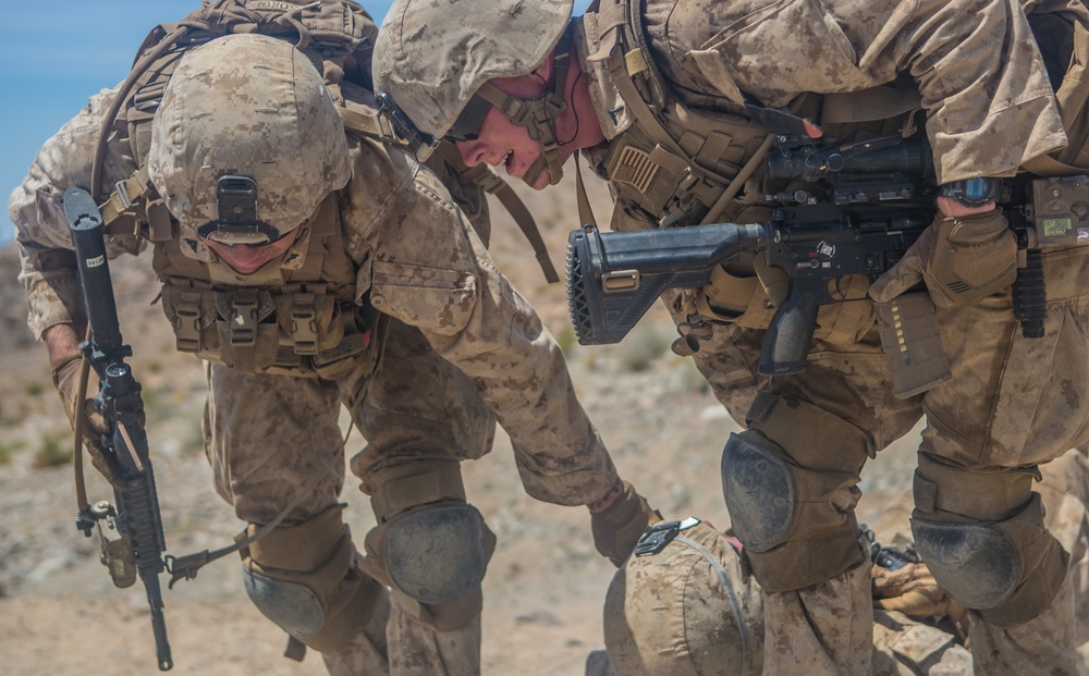 Reserve Marines attack Range 410A during ITX 4-19