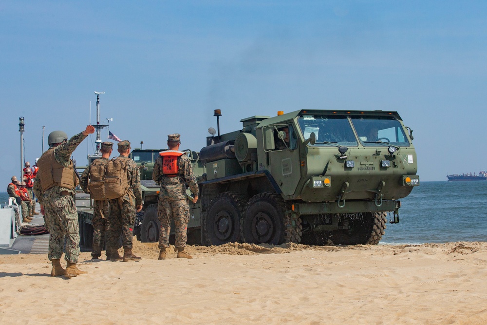 2nd Transportation Support Battalion Lands Vehicles on Shore During Exercise Resolute Sun