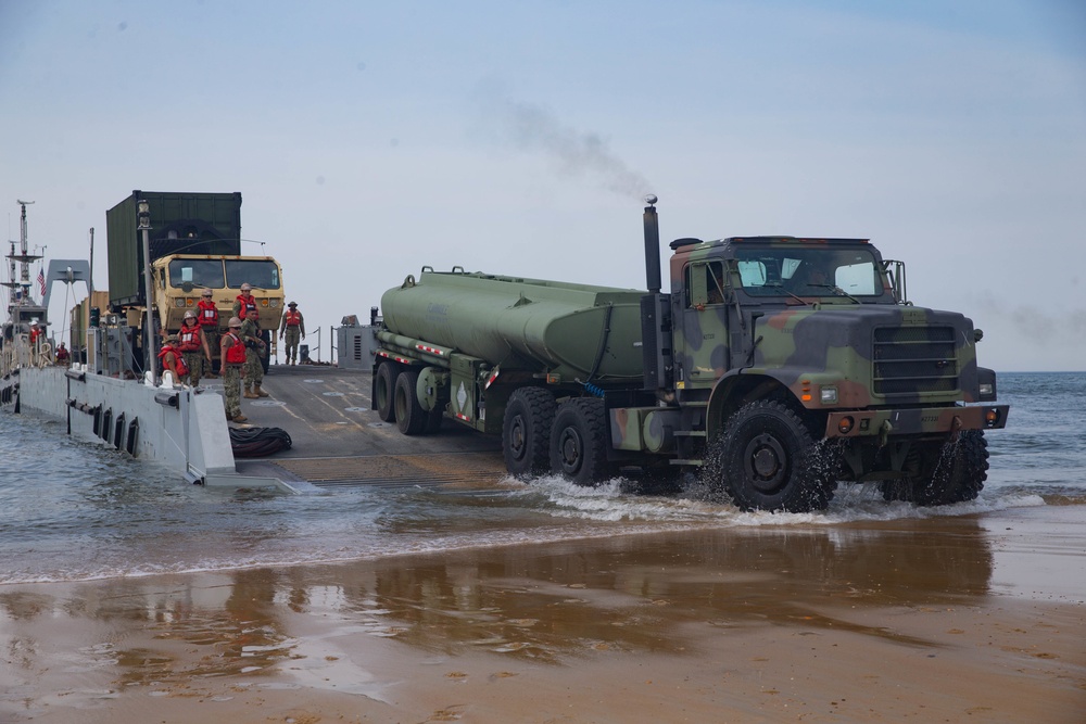 2nd Transportation Support Battalion Lands Vehicles on Shore During Exercise Resolute Sun