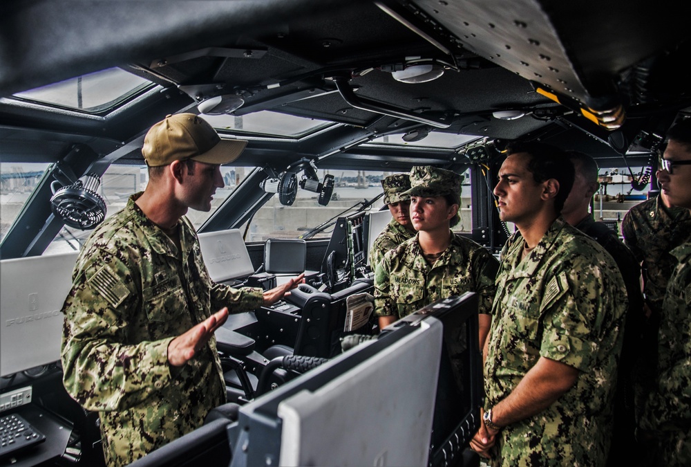 CRS 3 Holds Career Orientation and Training for Midshipmen Aboard Mark VI Patrol Boat