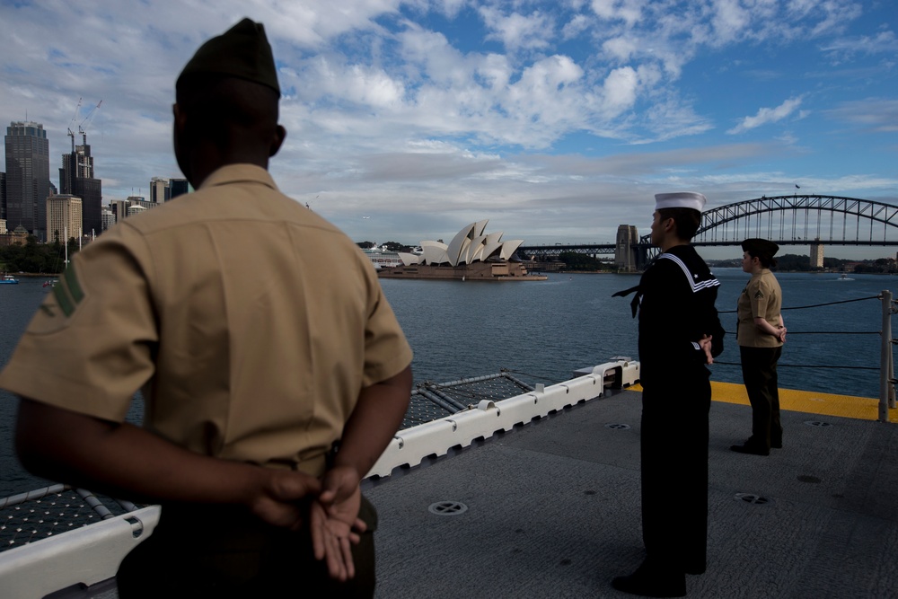 Marines, Sailors man the rails aboard USS Wasp into Sydney