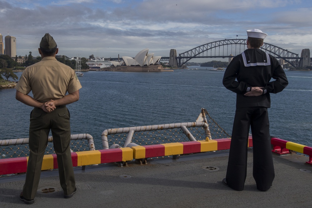 Marines, Sailors man the rails aboard USS Wasp into Sydney