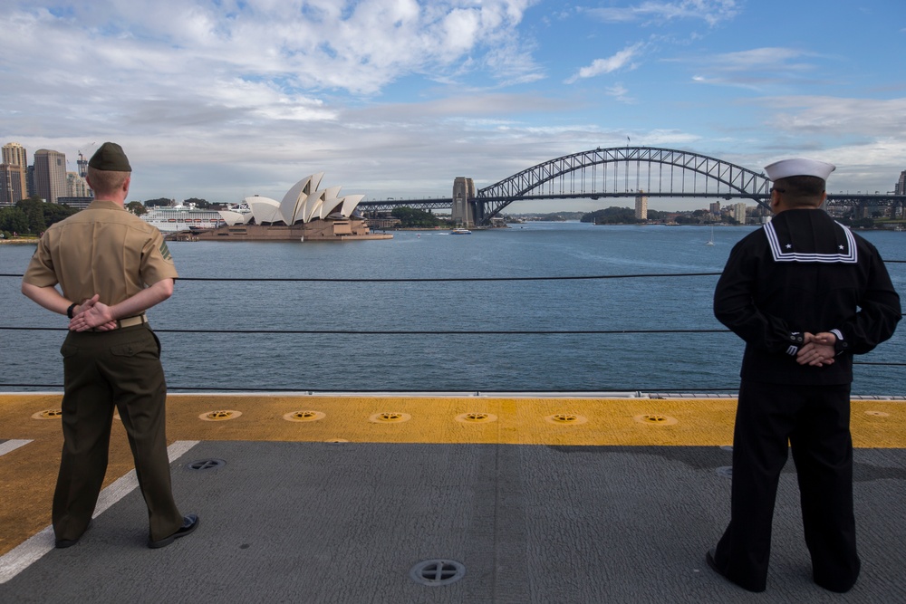 Marines, Sailors man the rails aboard USS Wasp into Sydney