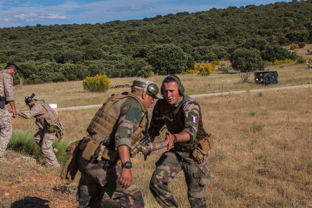 Multinational sniper training Long Precision increases combined capabilities