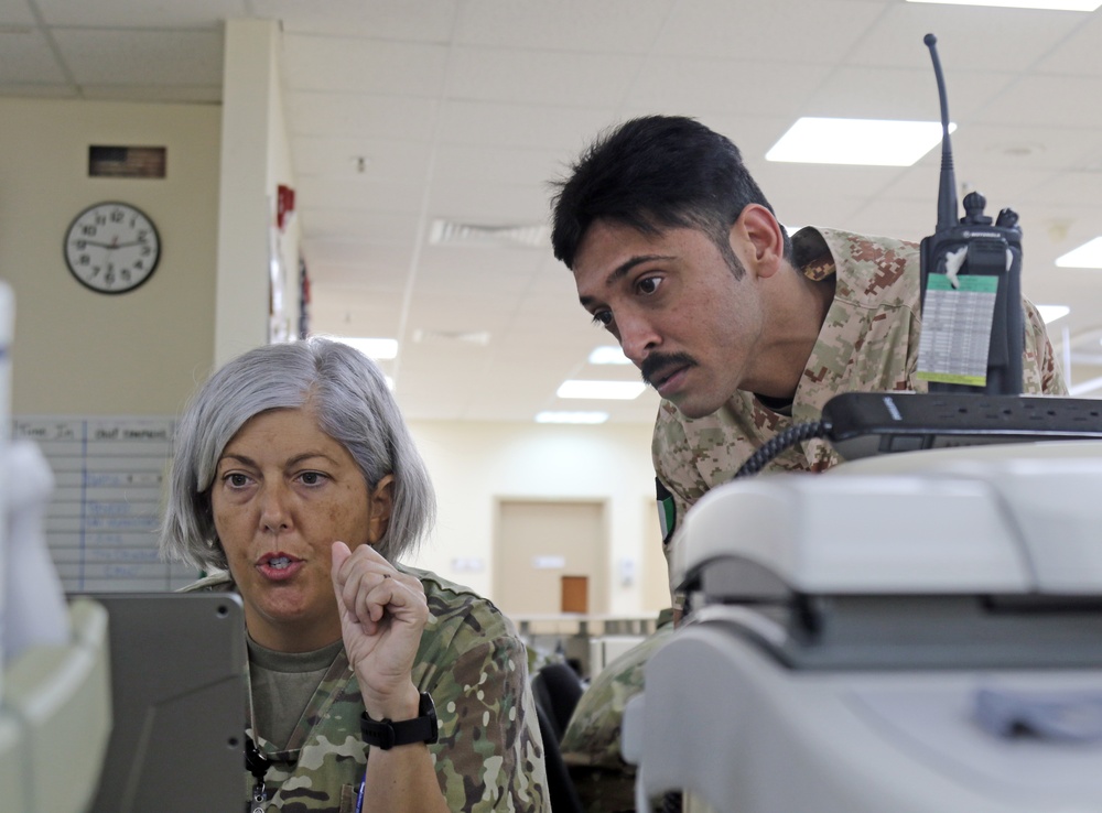 Kuwaiti Nurses Visit USMH-K