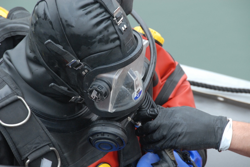 Coastal Trident 2019 Contaminated Water Diving Exercise