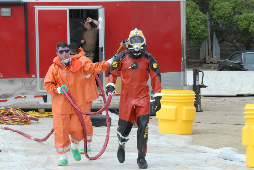 Coastal Trident 2019 Contaminated Water Diving Exercise