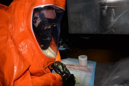 North Carolina National Guard 42nd CST are evaluated by U.S. Army North