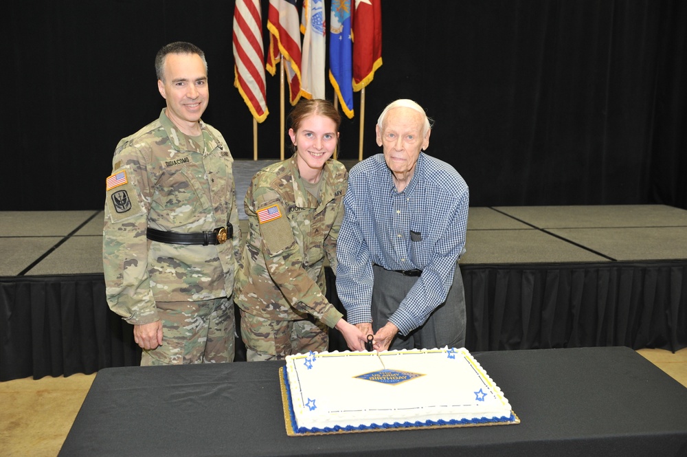 Ohio National Guard throws birthday party for U.S. Army