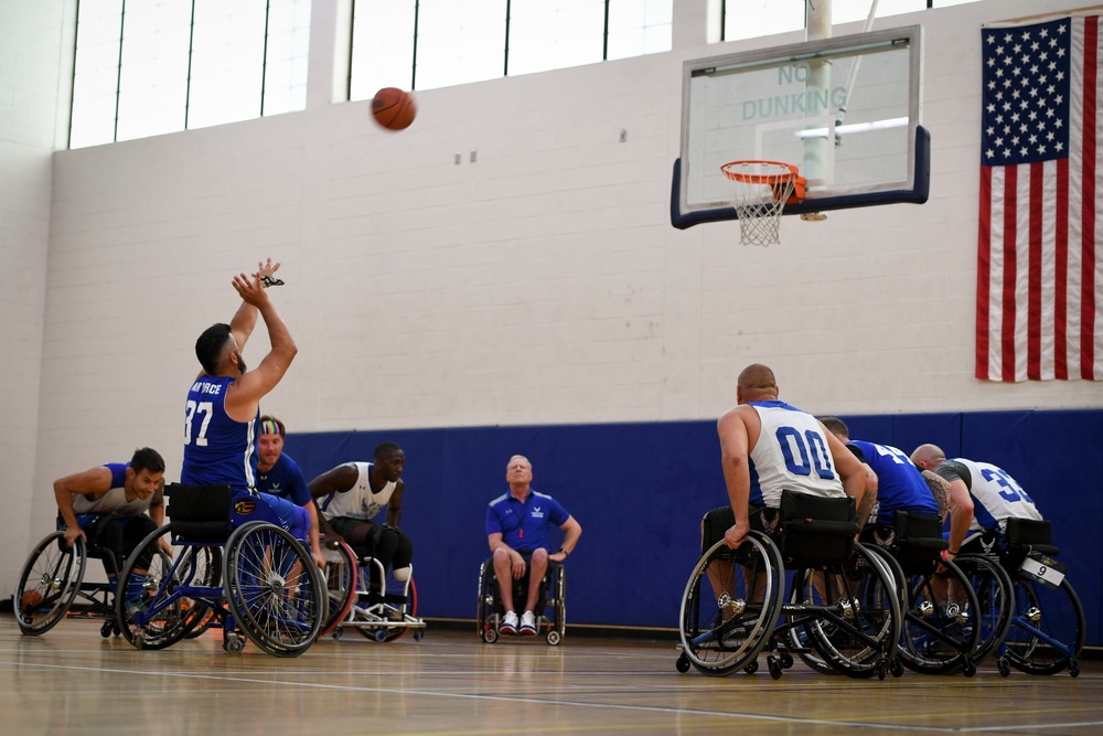 Warriors practice wheelchair basketball