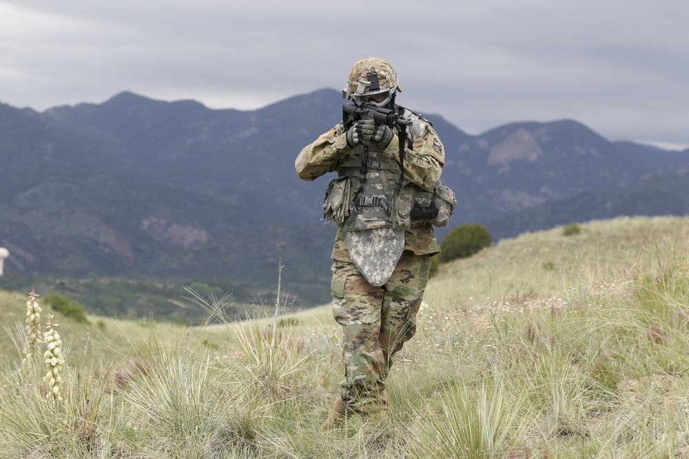 Missile Defense Soldiers get back to basics during situational training exercise