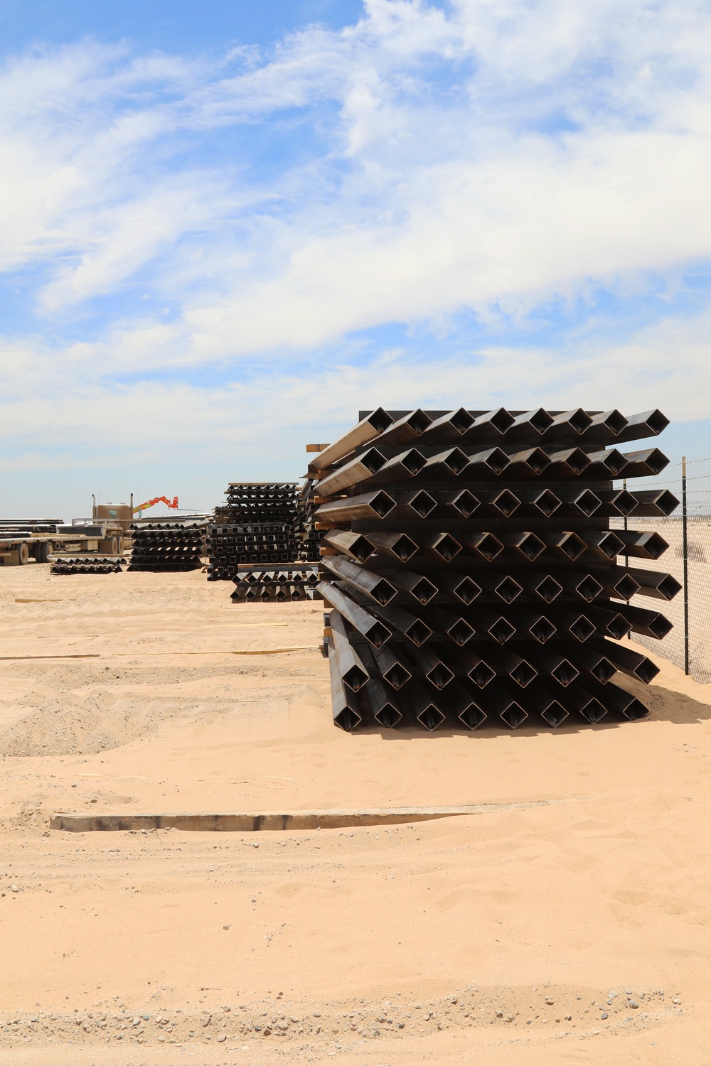 DOD support to DHS-funded Yuma sector border barrier projects