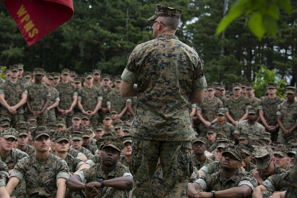 4th Marine Regiment Commander Visits 3/6