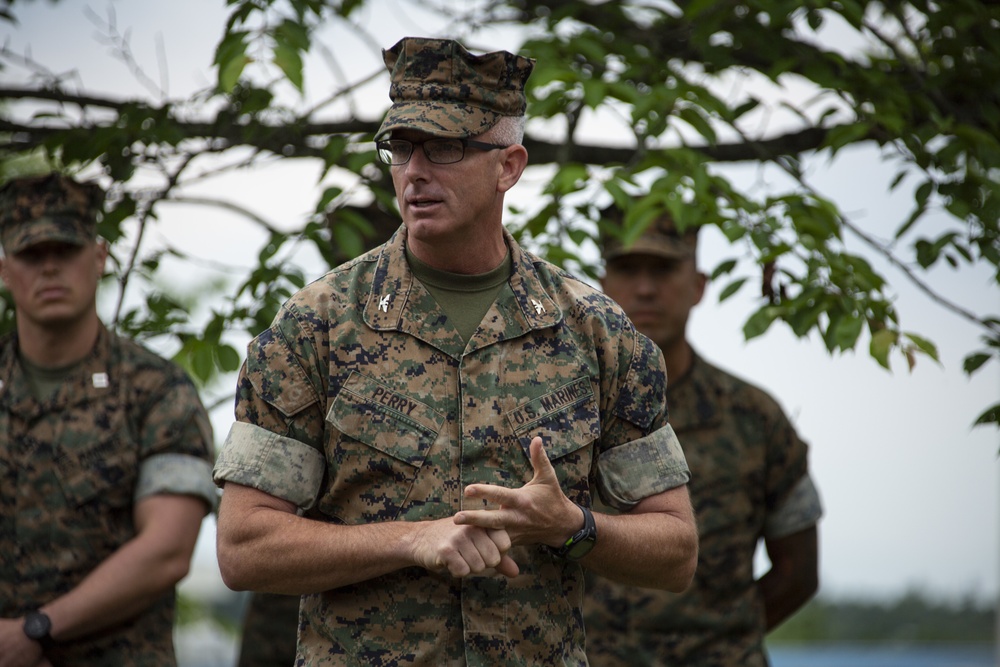 4th Marine Regiment Commander Visits 3/6