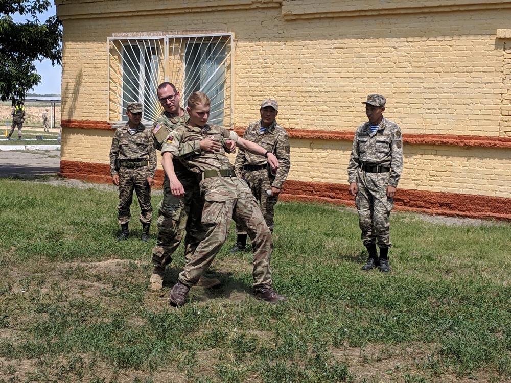 Combined medical training at Steppe Eagle 19