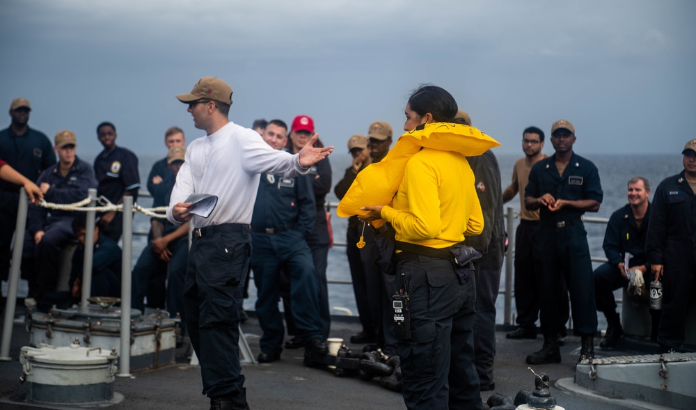 USS Harpers Ferry Conducts Abandon Ship Drill