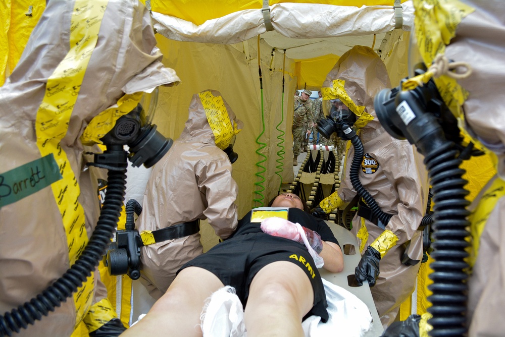 LRMC decontamination team trains during Maroon Response 19