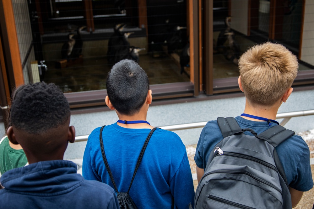 Air station families try Ukai