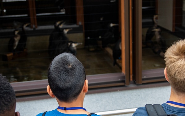 Air station families try Ukai