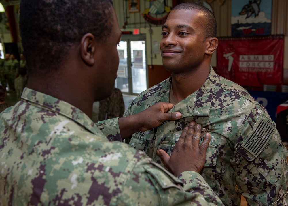 DVIDS - Images - CRS 11 Sailors earn their EXW Pin [Image 9 of 42]