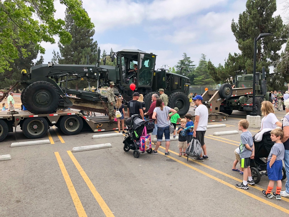 NMCB-3 Seabees Participate in “Touch-a-Truck” Event