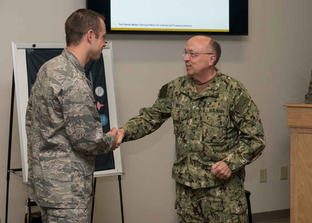 103rd Airmen meet distinguished visitors at East Central Georgia Innovative Readiness Training