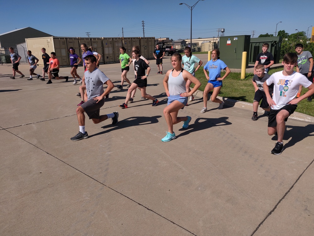 Soldier Leads Southeast Iowa Students