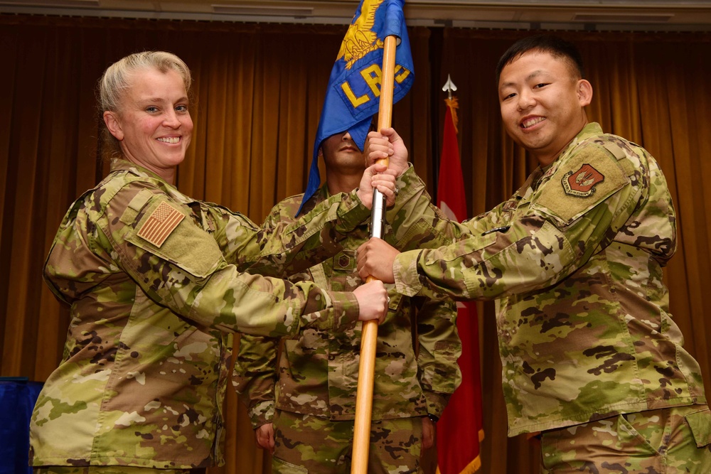 39th LRS changes command