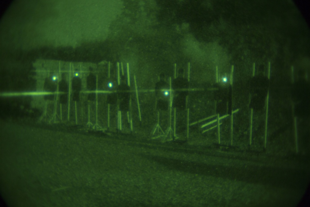 Ground Combat Element Trains in Low Light