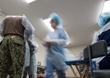 Joint Air Force, Navy dental clinic ‘changing lives one tooth at a time’