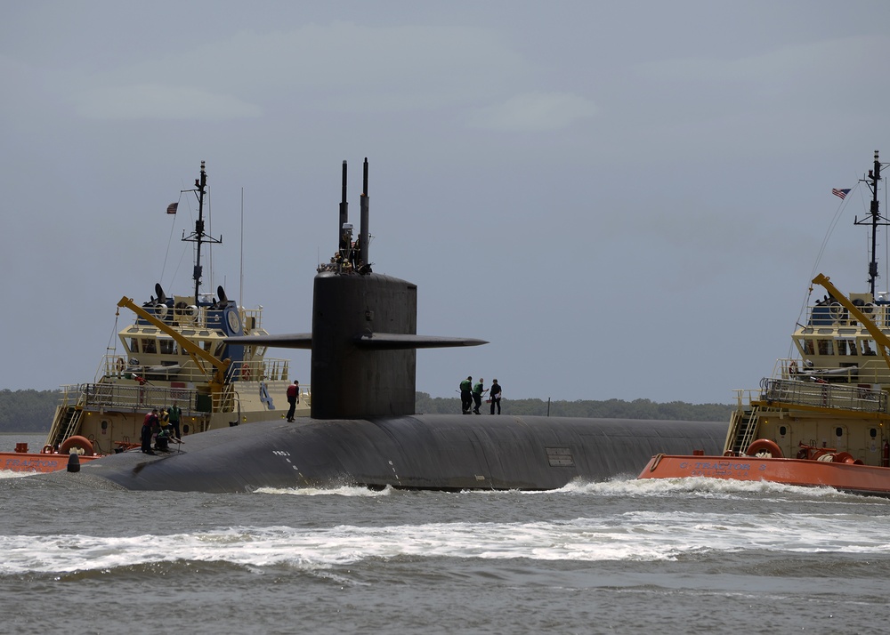 USS Maryland (SSBN 738) (Blue) Returns to Homeport