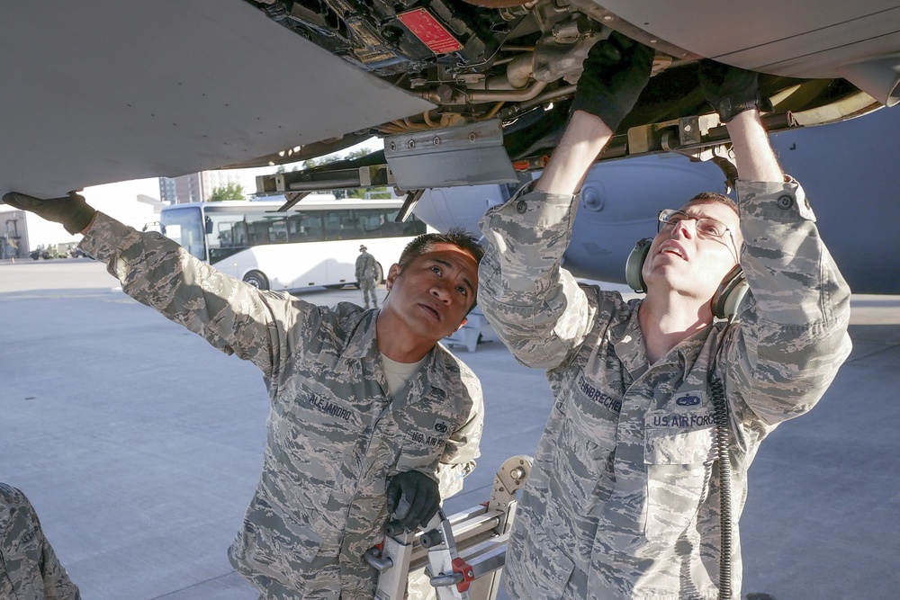 Total force maintainers generate airlift for international exercise