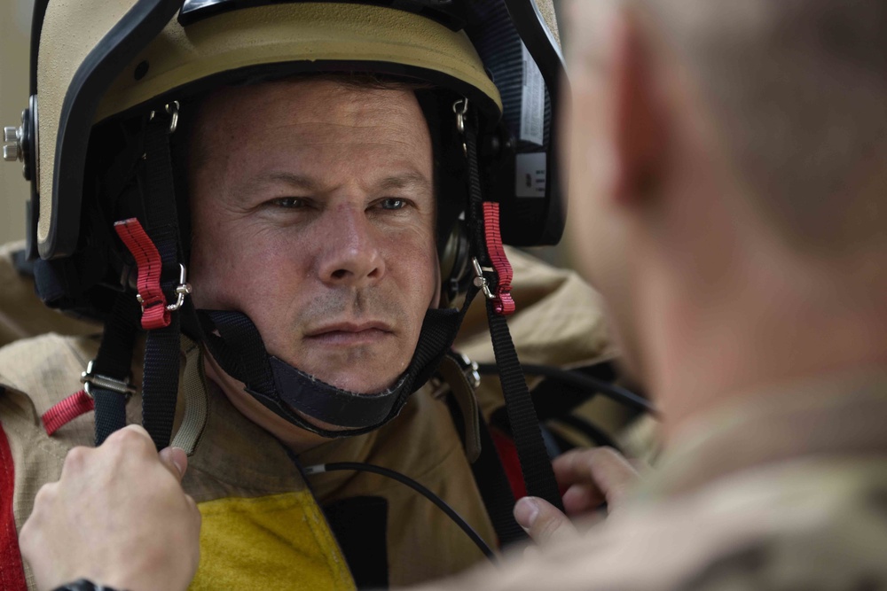 Global Strike command chief visits Team Kirtland