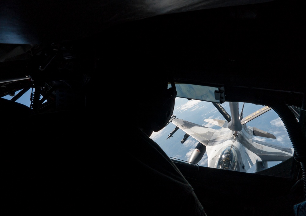 Red Flag-Alaska 19-2 KC-135 Aerial Refuels 18th AGRS F-16s