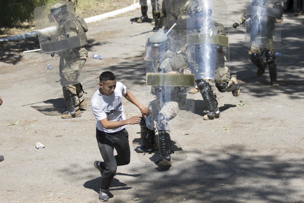 Crowd control training at Steppe Eagle 19