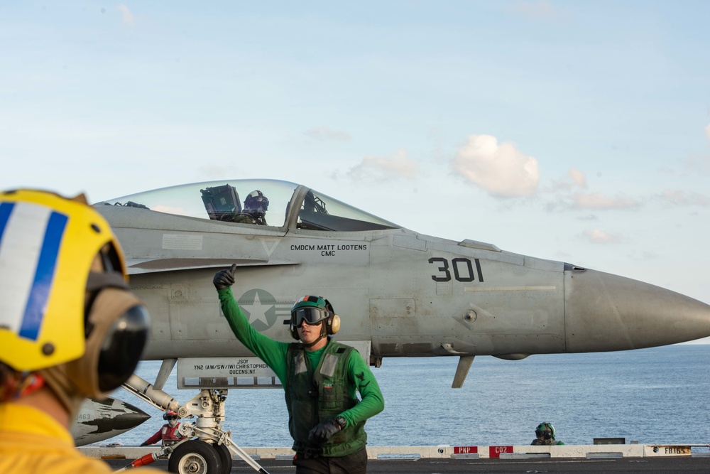 USS Ronald Reagan (CVN 76) Flight Operations