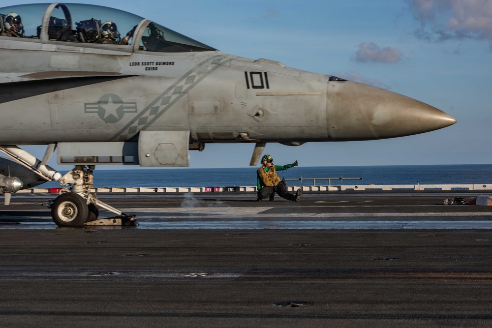 USS Ronald Reagan (CVN 76) Flight Operations