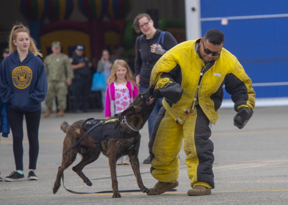NAS Whidbey Hosts Open House on Ault Field