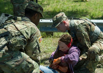 Soldiers from the 414th Civil Affairs Battalion Train at Camp Grayling
