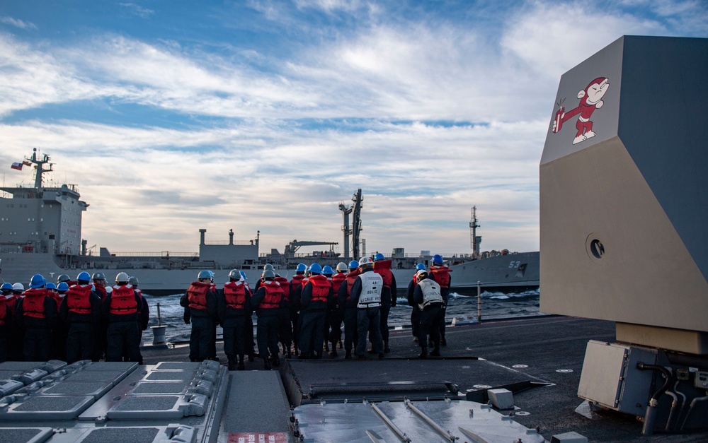 USS Michael Murphy and CNS Araucano Replenishment-at-Sea