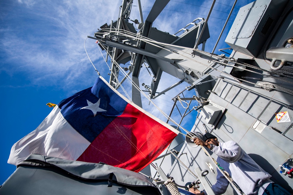 USS Michael Murphy and CNS Araucano Replenishment-at-Sea