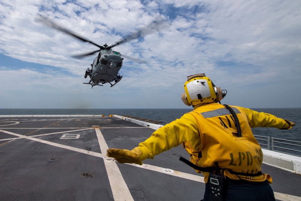 USS John P. Murtha Flight Operations