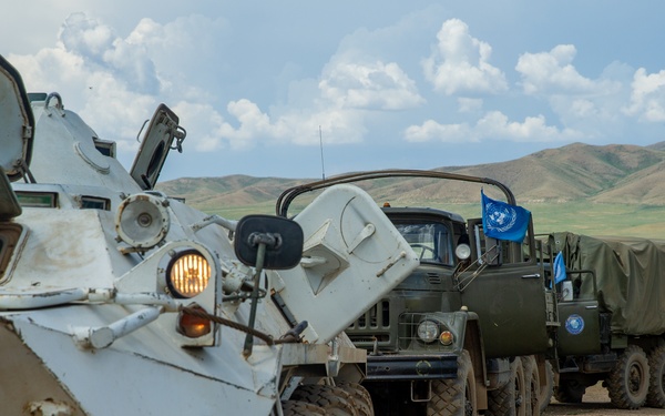 Mongolian, Malaysian Armed Forces train in convoy escort