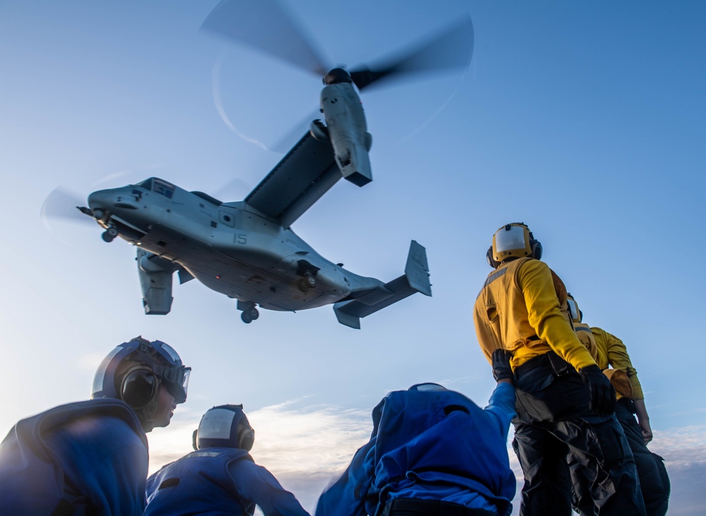 USS Harpers Ferry Conducts Flight Quarters