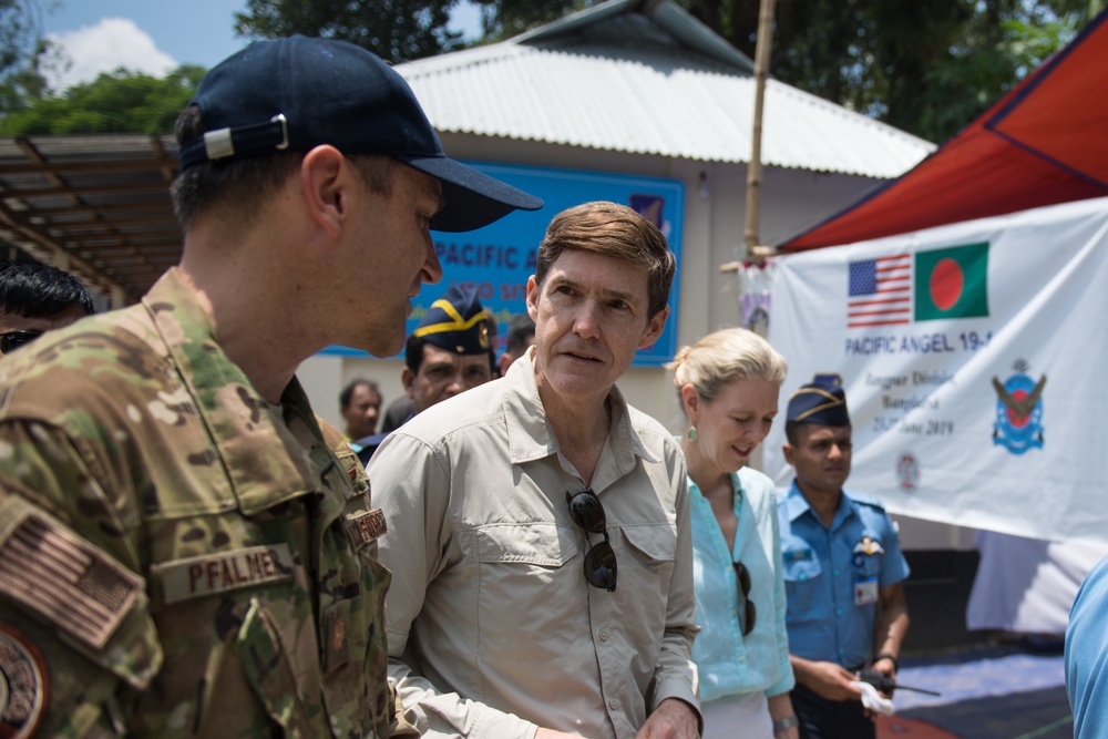 U.S. Ambassador visits Pacific Angel 19-1