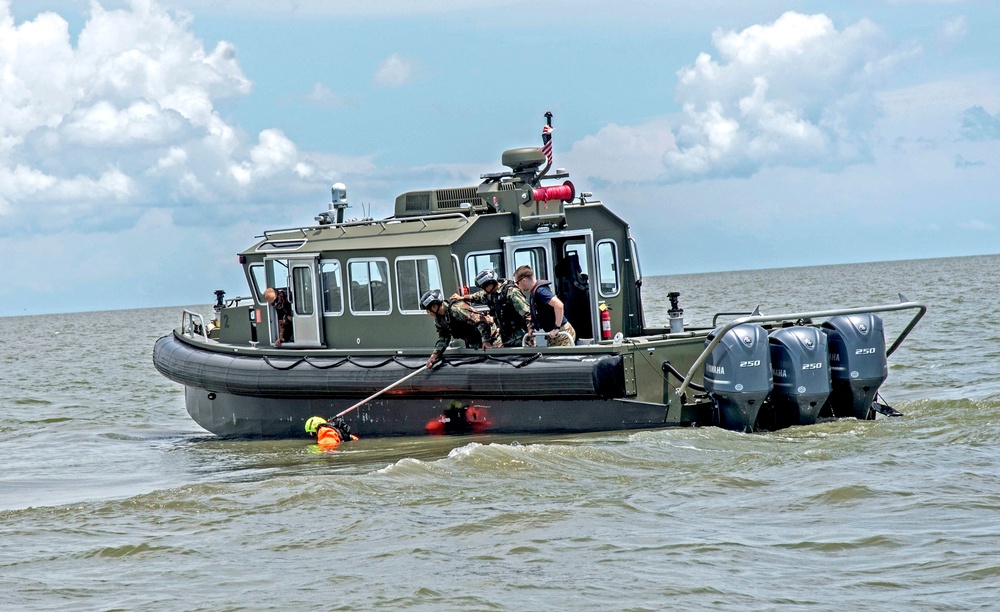 International Students Receive Patrol Craft Coastal Training