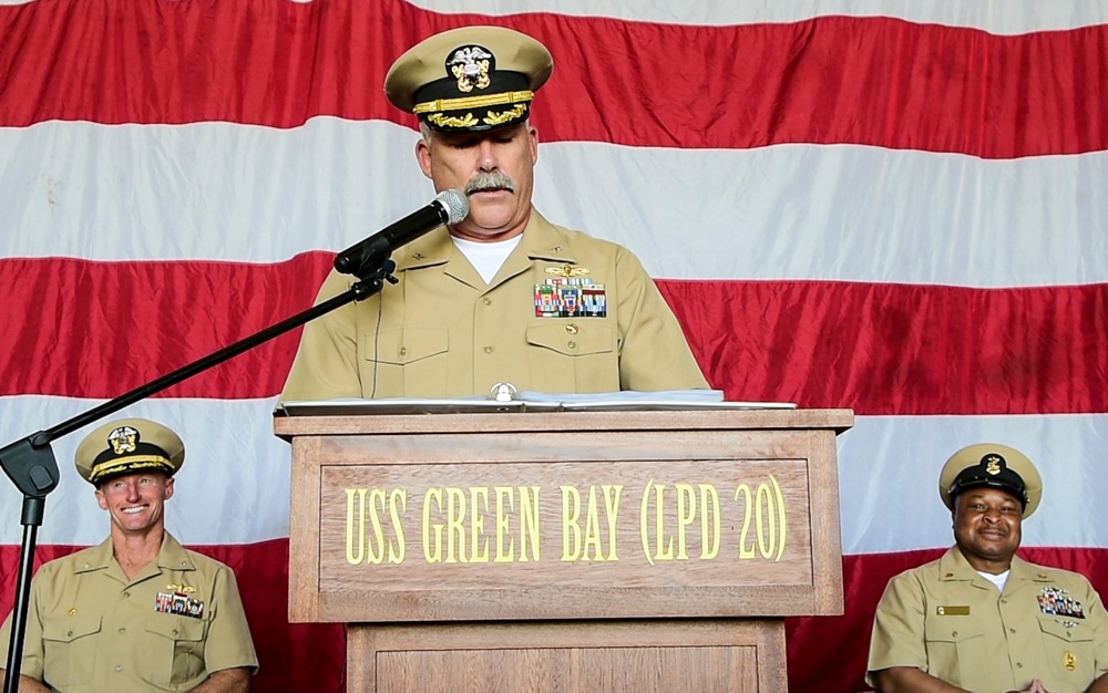 USS Green Bay (LPD 20) Change of Command